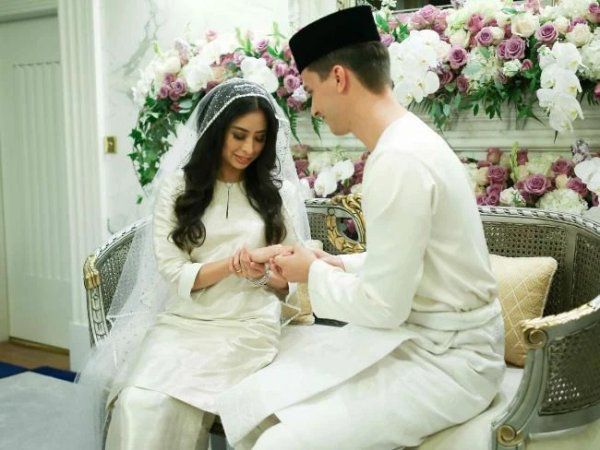 Công chúa duy nhất của Quốc vương Malaysia cưới chồng thường dân, sính lễ vẻn vẹn 1 triệu đồng - 3