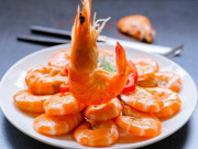 Bếp Eva - Mua tôm tươi đừng cho vào nồi nước luộc trực tiếp, dùng cách này tôm ngọt lại không mất vị