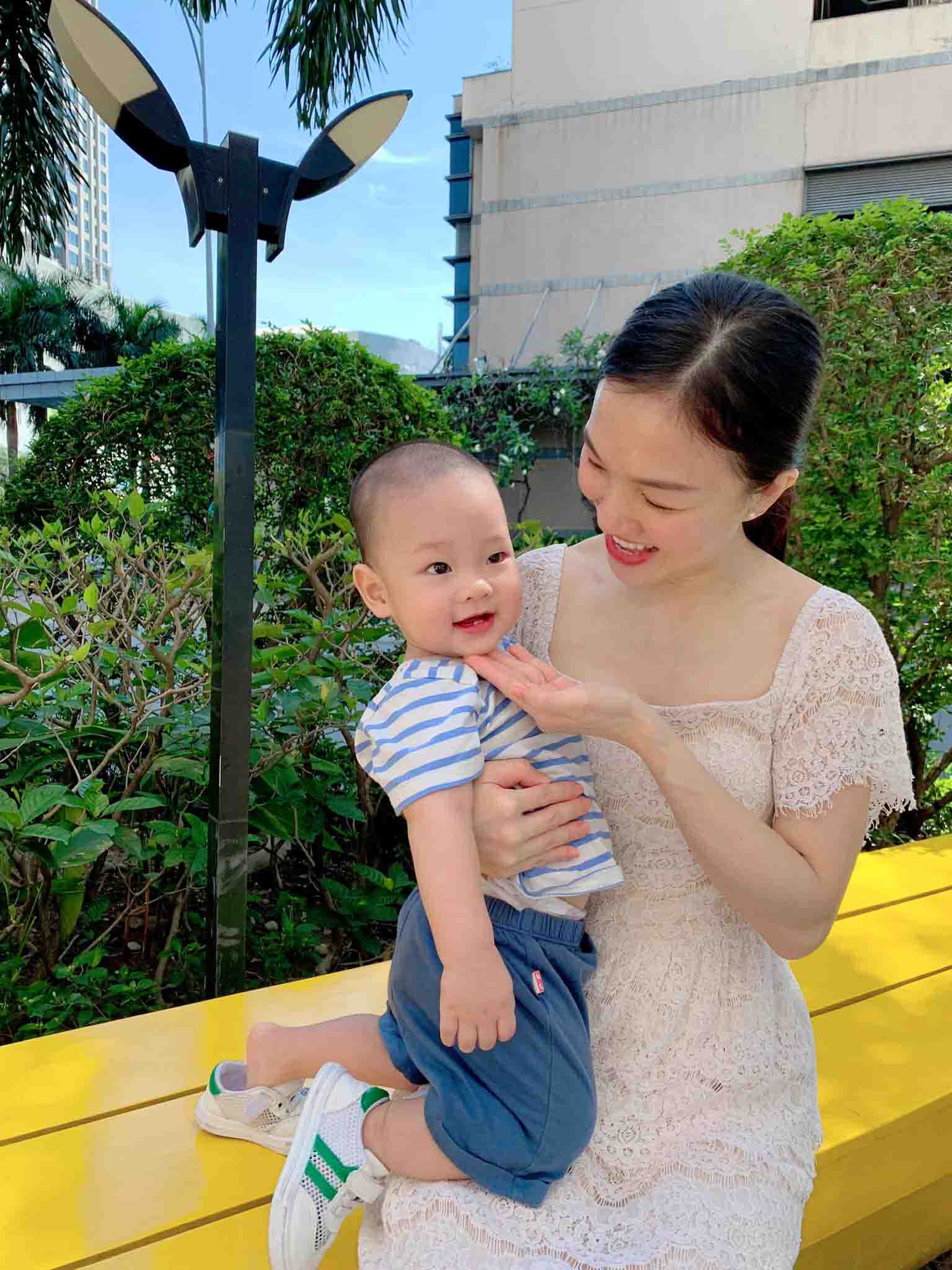 Mới sinh nở, vợ trẻ Phan Đinh Tùng lại đăng ảnh bầu, dân tình rần rần chúc mừng - 8