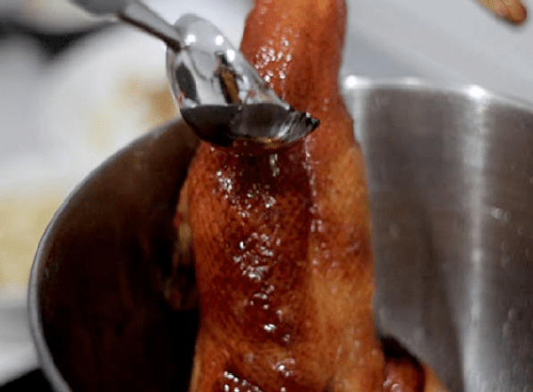 Xối mỡ lên vịt