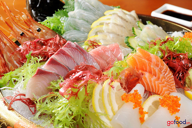 Tiệc khai xuân thêm phong phú với những món Sashimi chuẩn Nhật