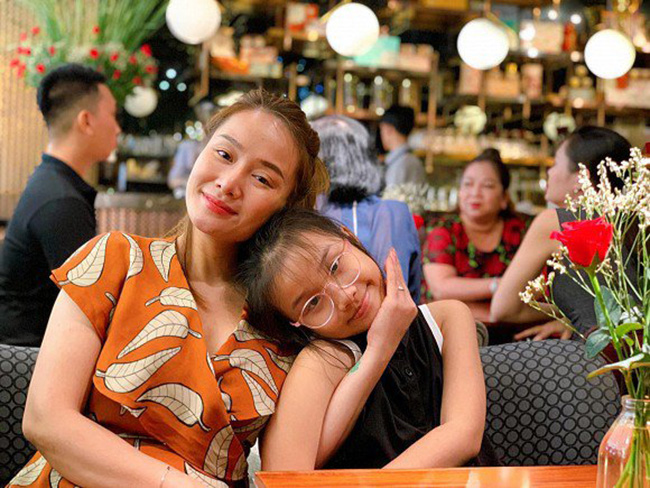 Những đứa con ít người biết của sao Việt: Con Việt Anh càng lớn càng giống bố - 7