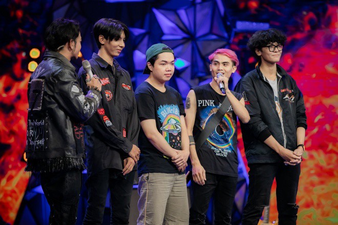 Phương Thanh đòi phá luật để giành cơ hội chiêu mộ Solar Eclipse.