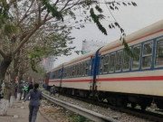 Tin tức - Hiện trường vụ hai mẹ con nghi nhảy vào tàu hoả tự tử trong sáng mùng 4 Tết