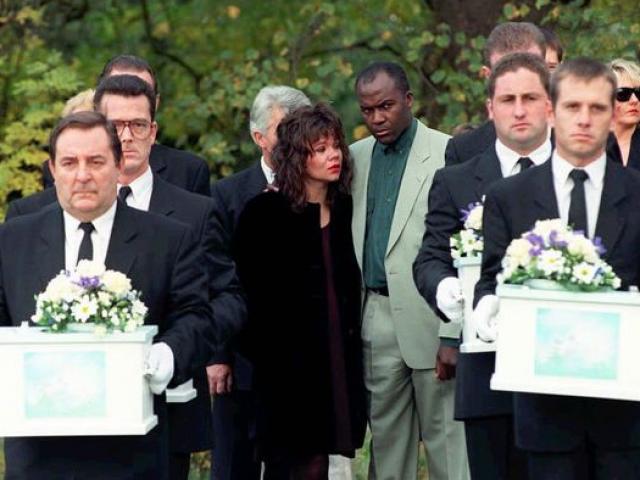 Bi kịch cuộc đời người mẹ mang thai 8 nhưng mất cả 8 đứa con khi vừa chào đời