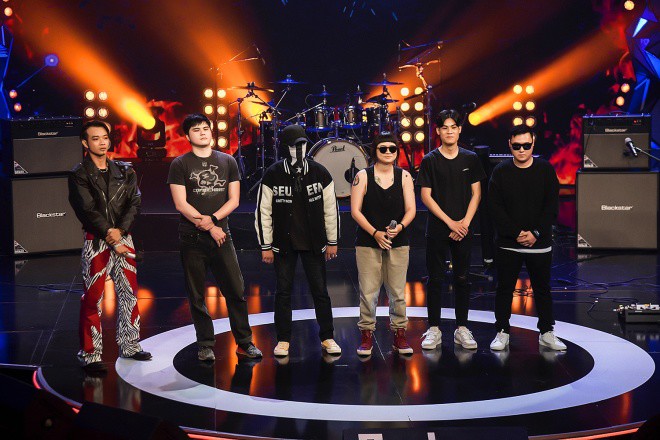 Sau ca khúc Rơi, B.O.F mang đến vòng Đối đầu ca khúc Vỡ.