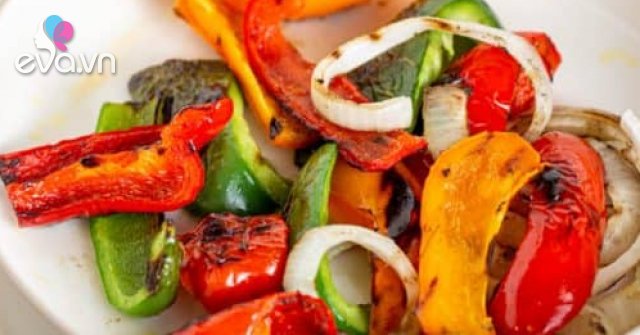 Loại rau ai cũng gọi là quả, chứa nhiều vitamin C hơn cả cam, với tác ...