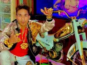 Tin tức - "Đại gia" An Giang đeo 50 cây vàng trên người, dát vàng cả xe hơi khiến CĐM choáng váng