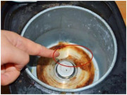 Nhà đẹp - Nồi cơm điện dùng lâu ố bẩn, chỉ cần mẹo nhỏ 5 phút sau sạch loáng như mới mua