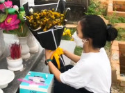 Tin tức - Valentine cô gái vượt 50km thăm người yêu đã âm dương cách biệt, xót xa dòng chữ trên tấm thiệp