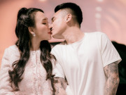 Nhạc - Khắc Việt và vợ xinh khiến khán giả "lụi tim" ngày Valentine
