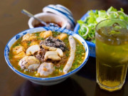 Lifestyle - Bún "nhà nghèo" thành món ăn hút khách ở Hà Nội, cửa hàng bán cả nghìn bát/ngày