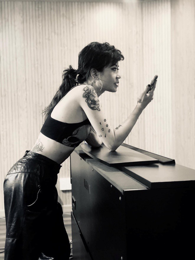 Nhan sắc amp;#34;không phải dạng vừaamp;#34; của loạt rocker nữ tại Rock Việt 2022 - 2