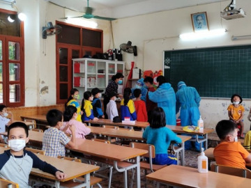 COVID-19 15/2: Hơn 22.600 học sinh, giáo viên dương tính với SARS-CoV-2, địa phương khẩn trương chống dịch