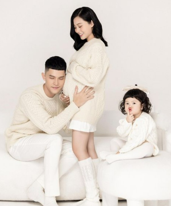 Em gái Quang Vinh sắp sinh con thứ 2 với chồng cơ trưởng, tên em bé cực đáng yêu - 3