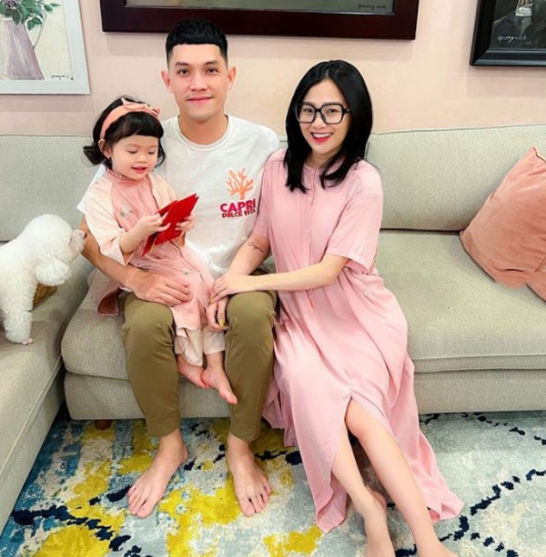 Em gái Quang Vinh sắp sinh con thứ 2 với chồng cơ trưởng, tên em bé cực đáng yêu - 7