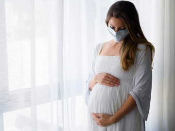 Lời thỉnh cầu một việc mẹ bầu nhất định phải làm từ bác sĩ sản khoa điều trị COVID-19