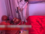 Tin tức - Ngày đầu sau cưới, cô dâu bị mẹ chồng bắt dậy sớm quét nhà, cười lớn khi biết sự thật