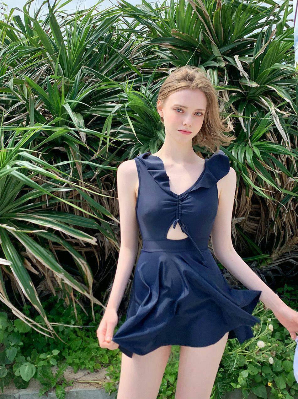 Nàng mẫu Đức cực hot tại xứ Hàn vì có nhan sắc xinh như búp bê - 1