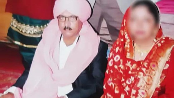 Kiểm tra điện thoại của chồng là bác sĩ, vợ phát hiện sự thật sốc hơn 30 năm qua - 2