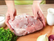 Bếp Eva - 6 cách rã đông thịt cực nhanh và tiện lợi lại không làm mất chất