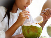 Sức khỏe - Nên uống nước dừa khi nào để đạt hiệu quả tốt nhất? Ai không nên uống nước dừa?