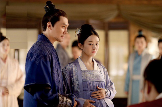 Đó là lúc cô tham gia Minh Lan truyện.