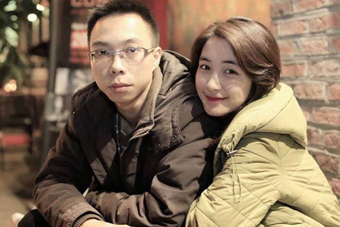 Chuyện tình của Hòa Minzy và Tùng Acoustic từng được nhiều bạn trẻ yêu âm nhạc ngưỡng mộ.