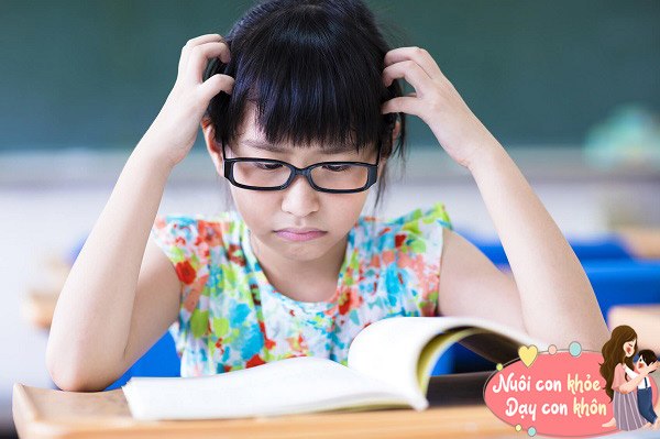 Khi trẻ phải chịu áp lực lớn, não bộ sẽ tiết ra một loại hormone căng thẳng có tên là cortisol, chất này sẽ làm tổn thương tế bào não, ảnh hưởng đến trí nhớ, học tập về sau.