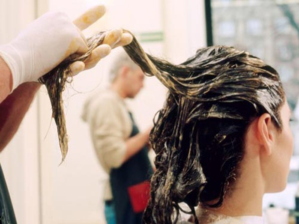 Nhuộm tóc có hại không? Những ai không nên nhuộm tóc - 1