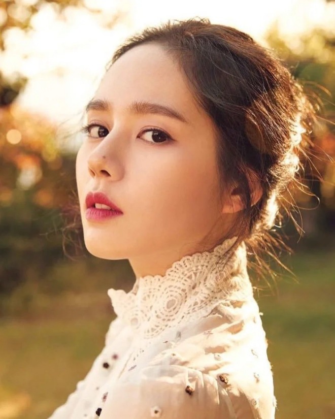 Han Ga In ghét việc dân mạng quá chú ý đến chuyện sinh nở của cô và tung tin vớ vẩn.