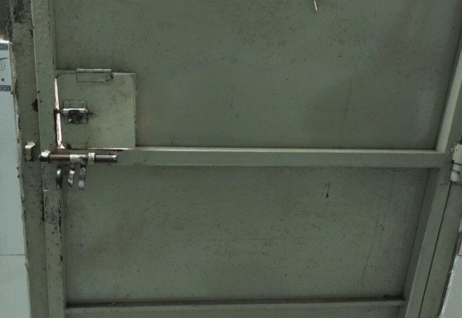 Trộm cạy cửa vào phòng lấy đi hết tài sản của chị D. và T.