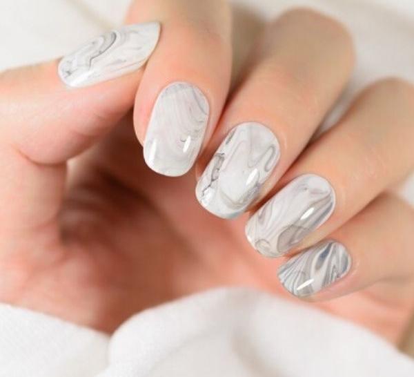 Nail trắng: Top 25 kiểu nail đẹp đơn giản sang trọng hot nhất hiện nay