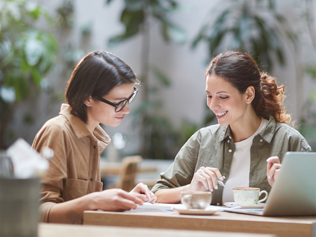 Người khôn ngoan dùng cách này để từ chối khi người thân bạn bè mời mua hàng đa cấp - 2