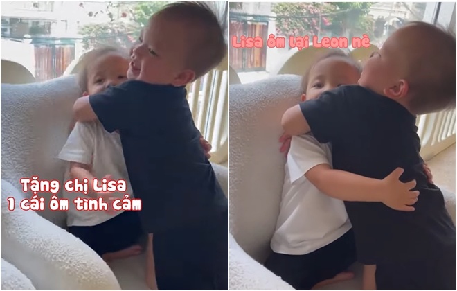 Cậu út nhà Hồ Ngọc Hà dành cho chị gái sinh đôi những điều ngọt ngào. Mới 1 tuổi mà 2 nhóc tỳ đã biết yêu thương quấn quýt thế này!