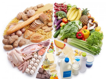 Trẻ mắc COVID-19 nên ăn thực phẩm gì, dùng loại thuốc nào để nhanh khỏi?