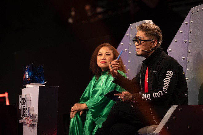 Đinh Tuấn Khanh chất vấn Phạm Anh Khoa gay gắt tại Rock Việt: amp;#34;Bạn có phải là ca sĩ không?amp;#34; - 2