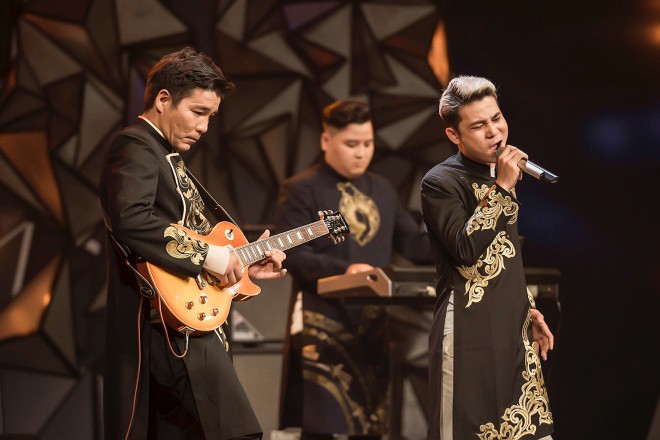 Aqua Band mang đến Sao em nỡ vội lấy chồng theo phong cách rock, nhận được 2 điểm 9,25 từ đội Mãnh hổ gầm và 2 điểm 9 từ đội Đại bàng trắng.