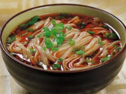 Eva tám - Trắc nghiệm tâm lý: Bạn bị bát mì nào hấp dẫn từ cái nhìn đầu tiên?