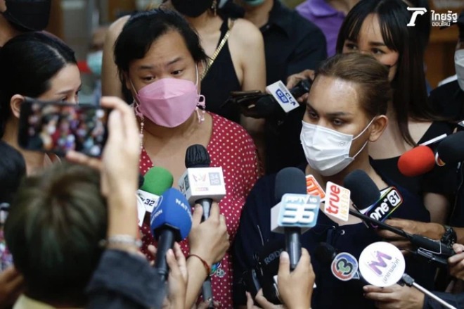 Cô khẳng định Tamgo không hề đi tiếp khách như những lời đồn đăng tải trên mạng.