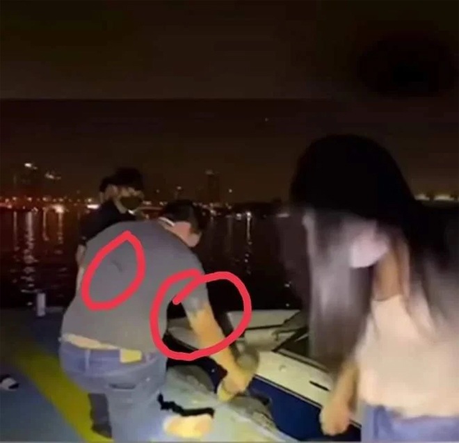 Nhiều người cho rằng đây chỉ là hình xăm của anh.