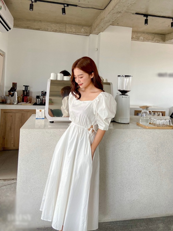 Sắm ngay kẻo lỡ những mẫu váy trắng trễ vai vạn người mê | IVY moda