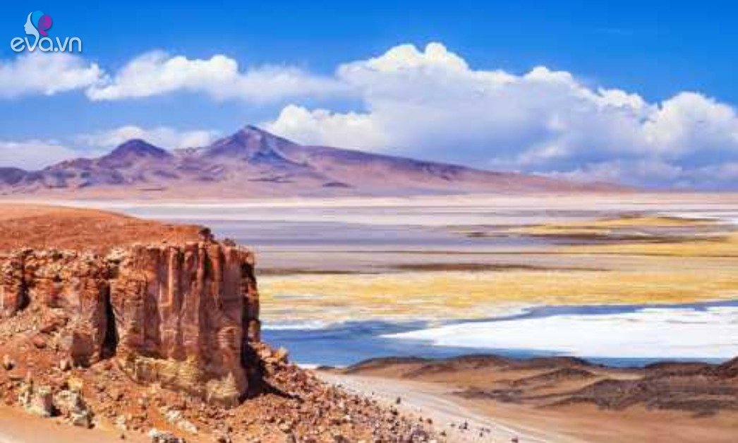 Sa mạc Atacama với cảnh quan đẹp lạ tựa trên sao Hỏa