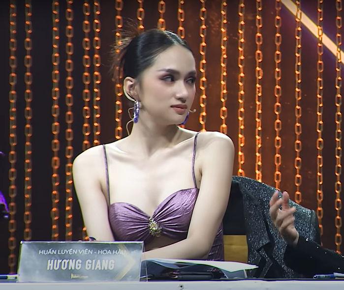 Tái xuất gameshow, Hương Giang cao tay amp;#34;đấu đáamp;#34; với đàn chị khoản áo quần - 5