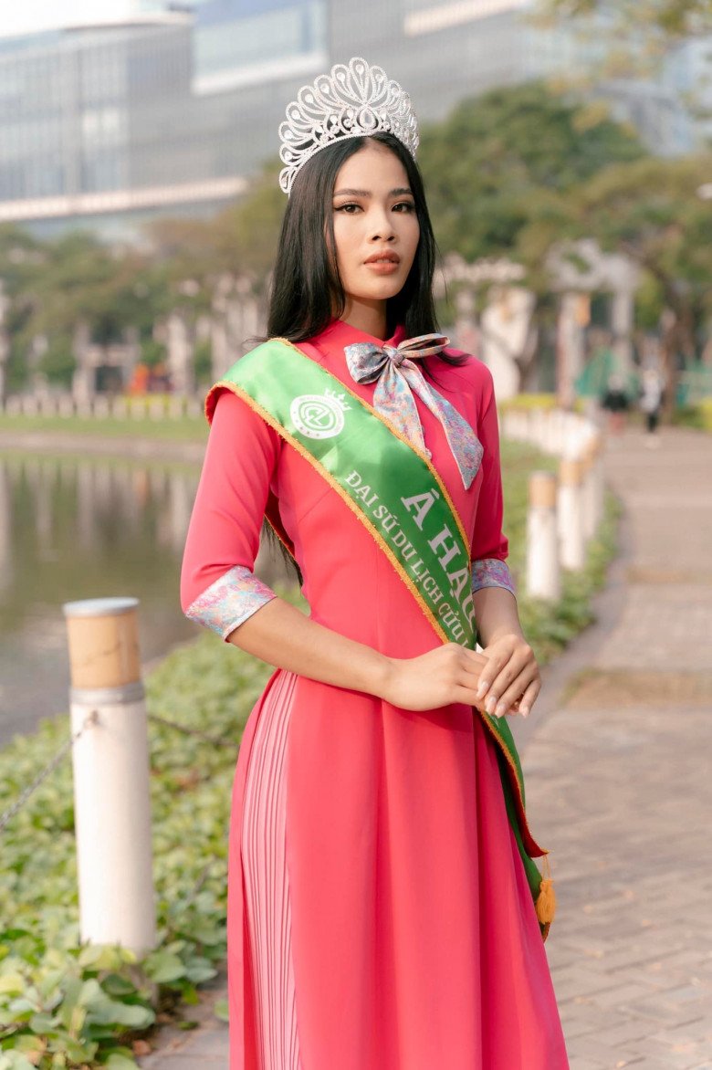 Mỹ nữ lai Kinh - Hoa - Khmer có vòng ba bốc lửa thi Hoa hậu Hoàn vũ Việt Nam - 4