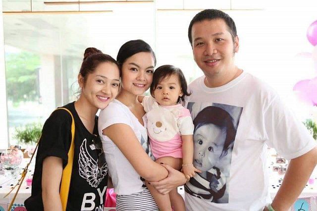Bảo Anh từng có mối quan hệ thân thiết với gia đình Phạm Quỳnh Anh - Quang Huy. Sau đó, cô bị đồn là tiểu tam.