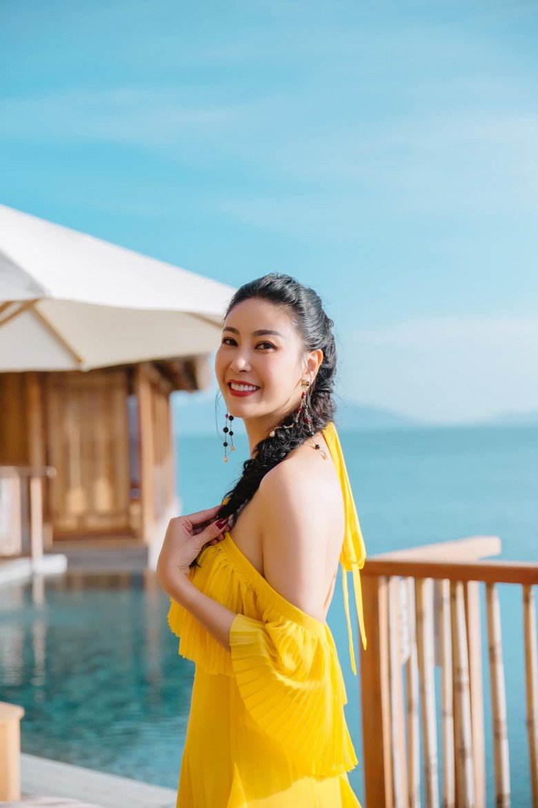 Hoa hậu Việt Nam U50 có gốc hoàng gia diện bikini khoe dáng đáng ngưỡng mộ - 10