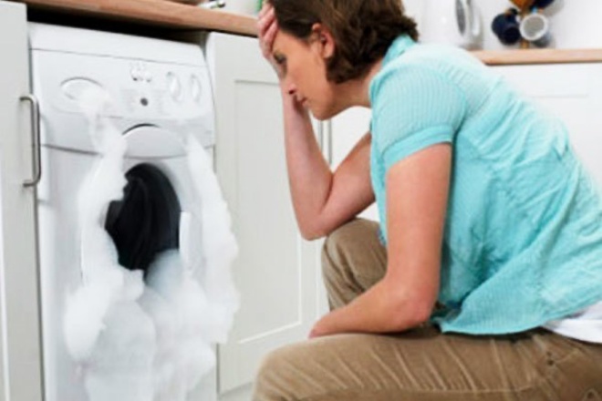 Nhiều người không thích mua máy giặt cửa ngang, không phải vì nghèo mà là có 5 điểm hại sau - 4