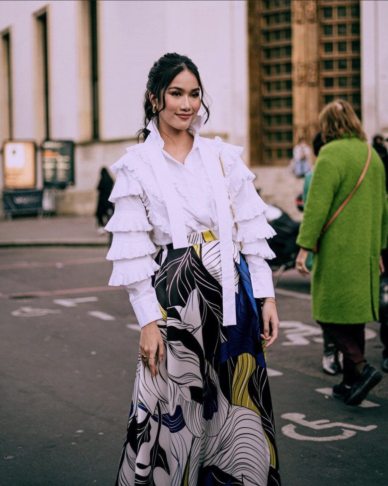 Độc quyền: Lương Thuỳ Linh, Phương Anh tiết lộ hậu trường chuẩn bị của Paris Fashion Week - 9