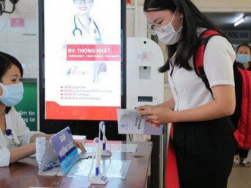 Mắc Covid-19, người lao động tham gia BHXH bắt buộc được hưởng chế độ gì?